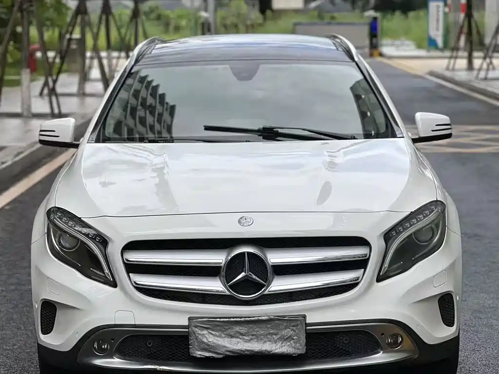 Mercedes-Benz GLA 2016