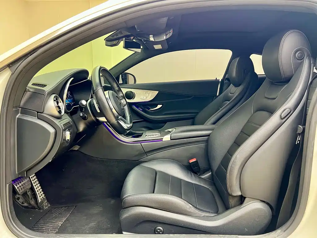 Mercedes-Benz C-Class 2021