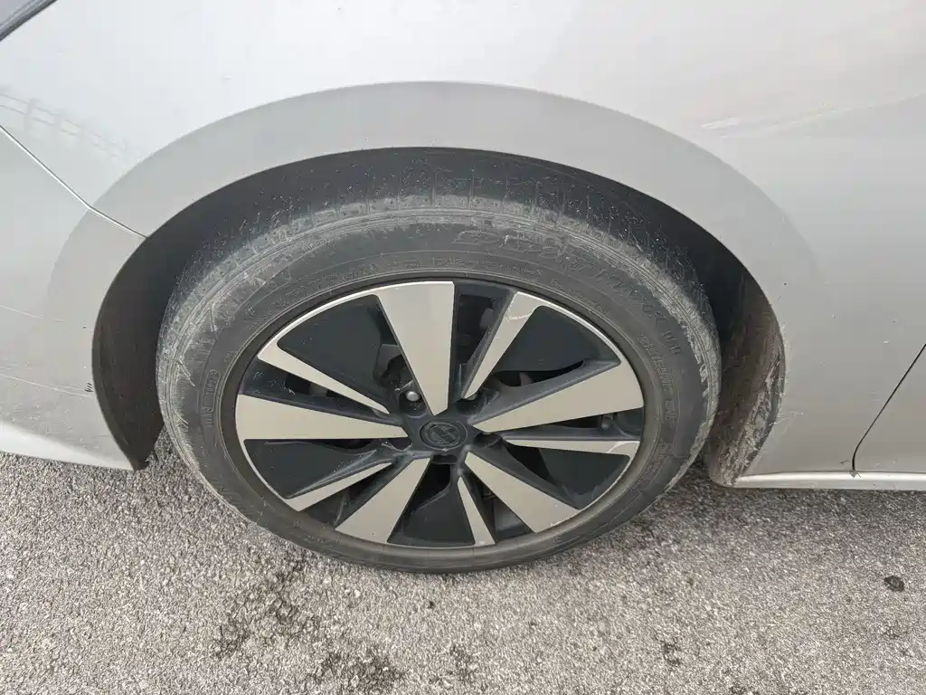 Nissan Teana 2021