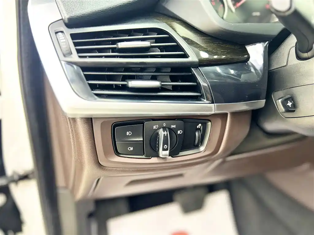 BMW X5 2015 — фото 10