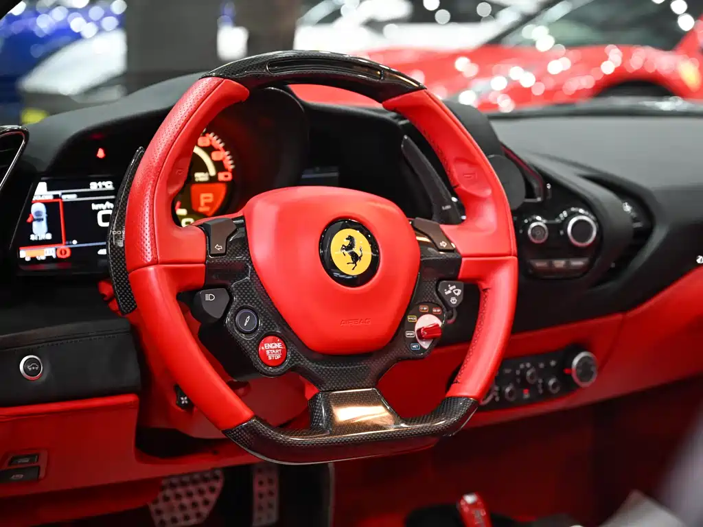Ferrari 488 2018 — фото 14