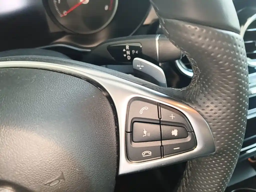 Mercedes-Benz C-Class 2018 — фото 14
