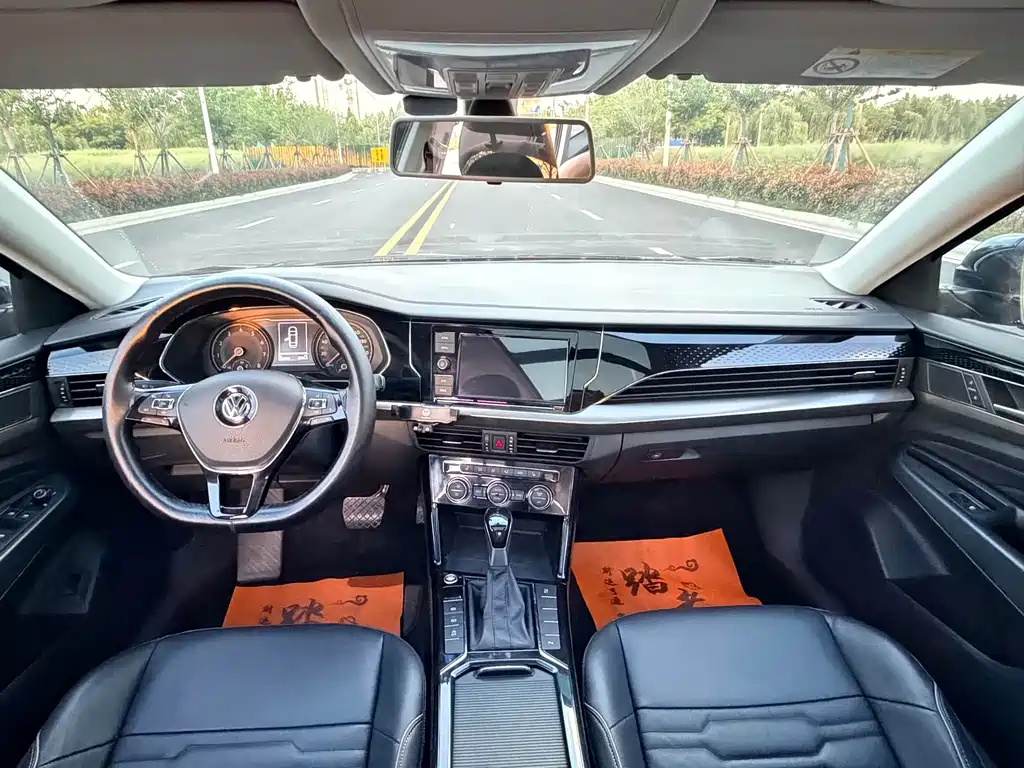 Volkswagen Passat 2019 — фото 10