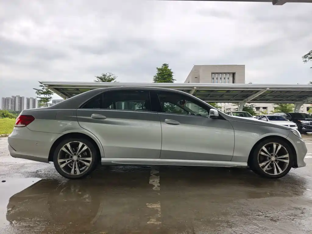 Mercedes-Benz E-Class 2016