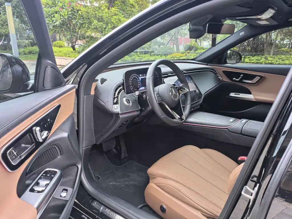 Mercedes-Benz E-Class 2025