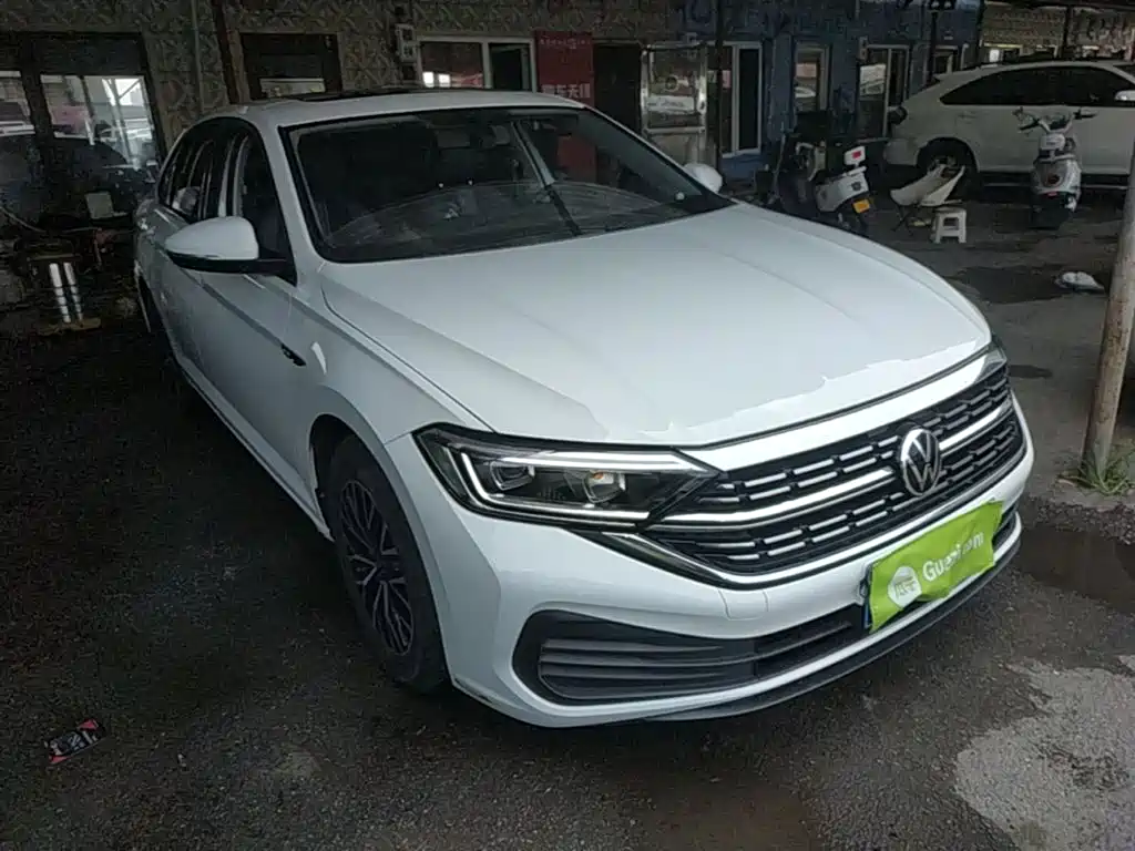 Volkswagen Sagitar 2024