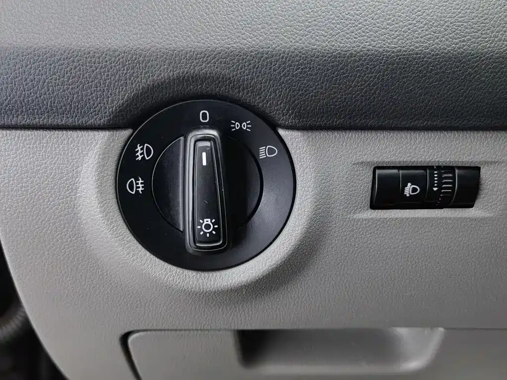 Skoda Octavia 2014 — фото 21