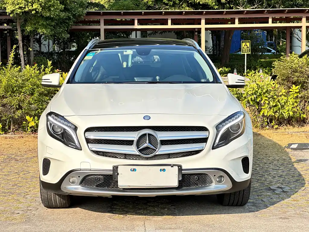 Mercedes-Benz GLA 2015 — фото 2