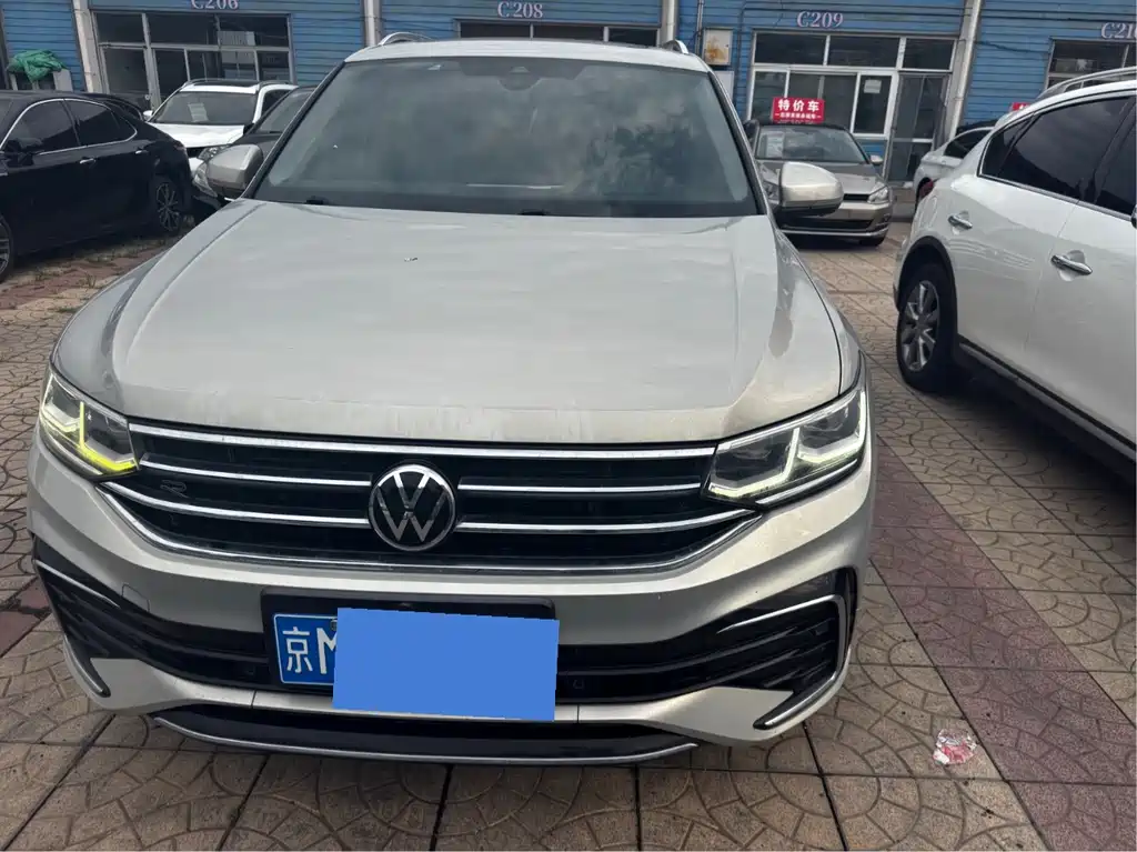 Volkswagen Tiguan L 2023