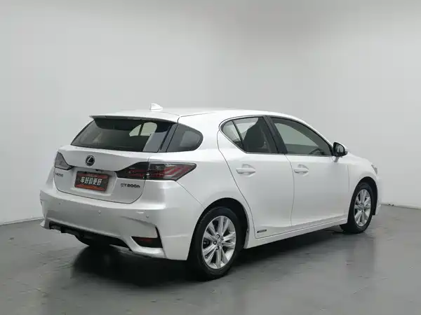 Lexus CT 2017