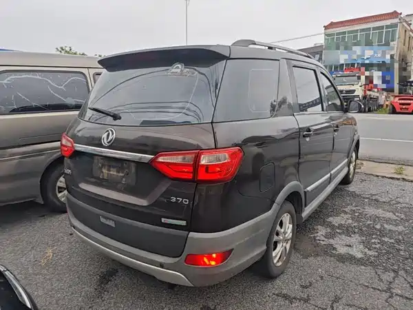 Dongfeng Scenery 370 2016