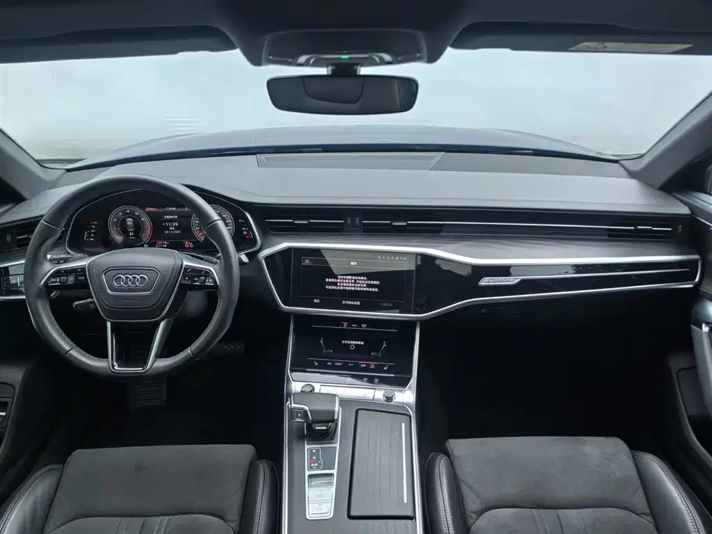 Audi A6L 2025