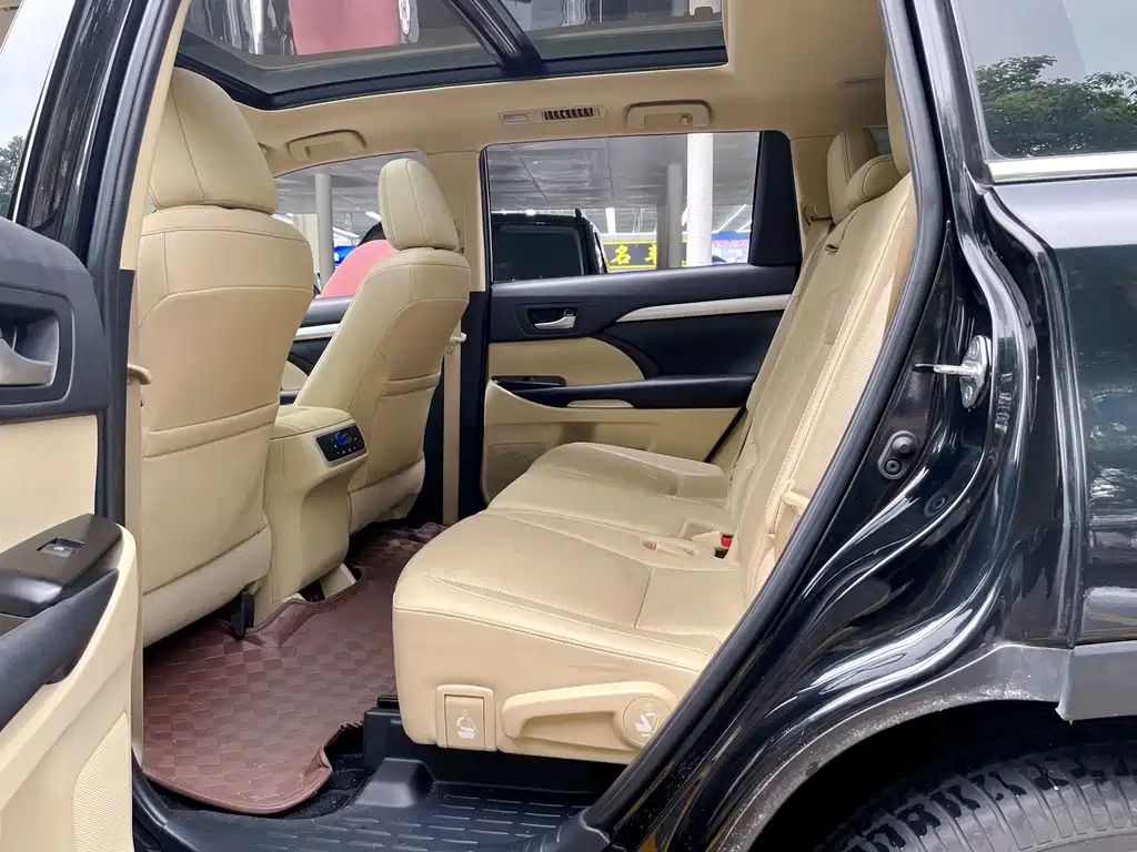 Toyota Highlander 2020