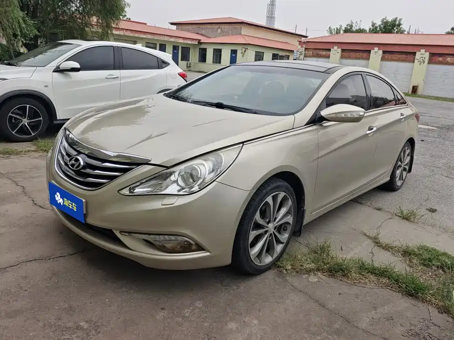 Hyundai Sonata 2013