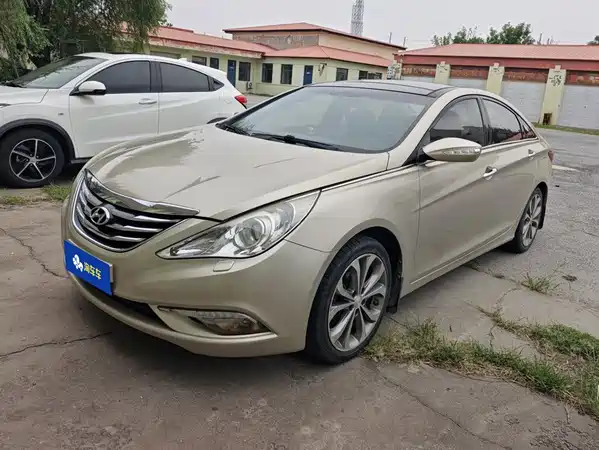 Hyundai Sonata 2013
