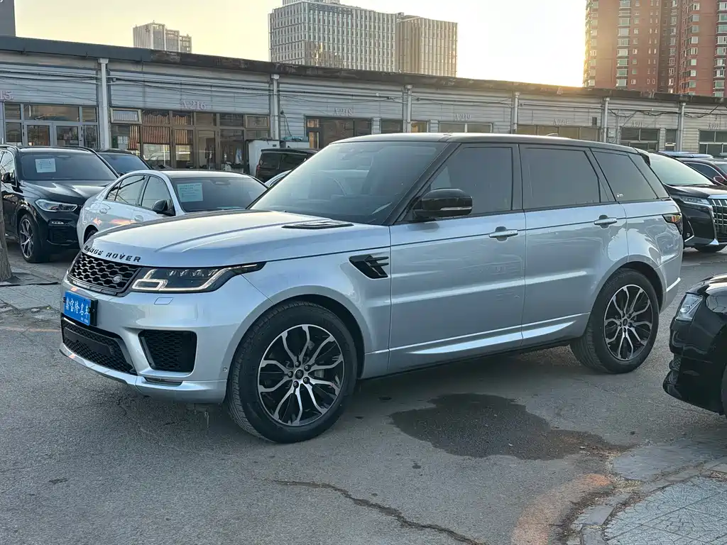 Land Rover Sport 2022 — фото 1