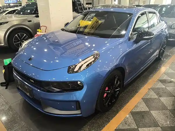 Lynk & Co 03 2020