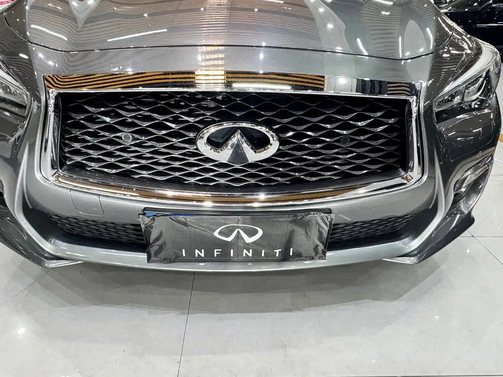 Infiniti Q50L 2018 — фото 27