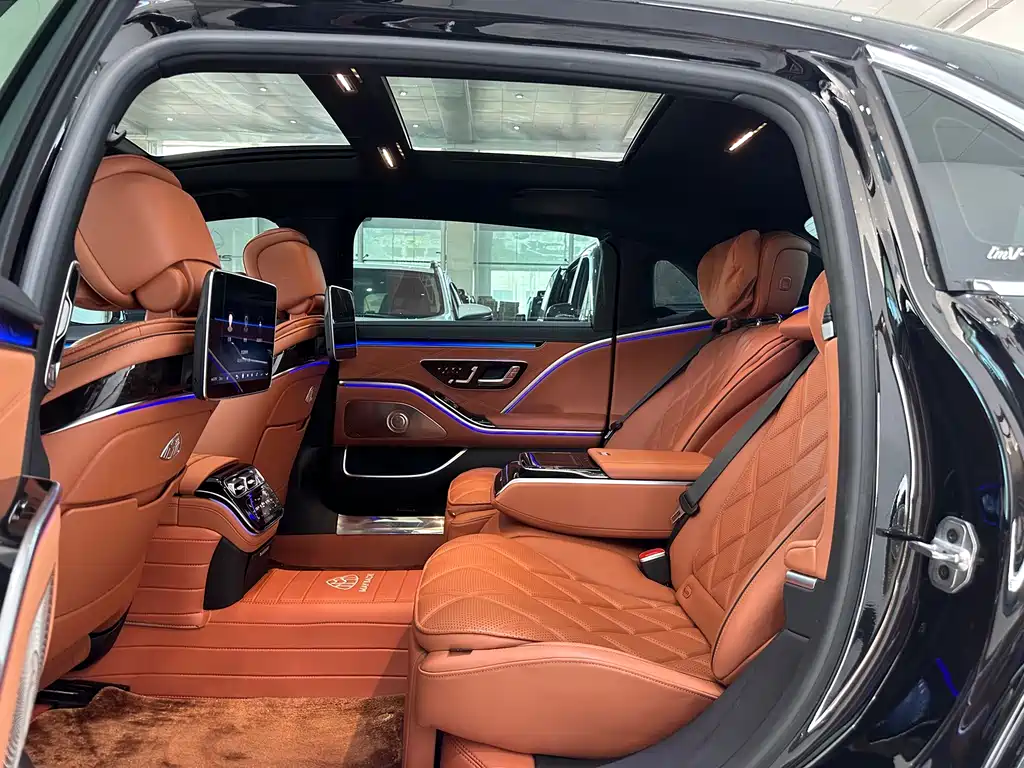 Mercedes-Benz S-Class 2024 — фото 15