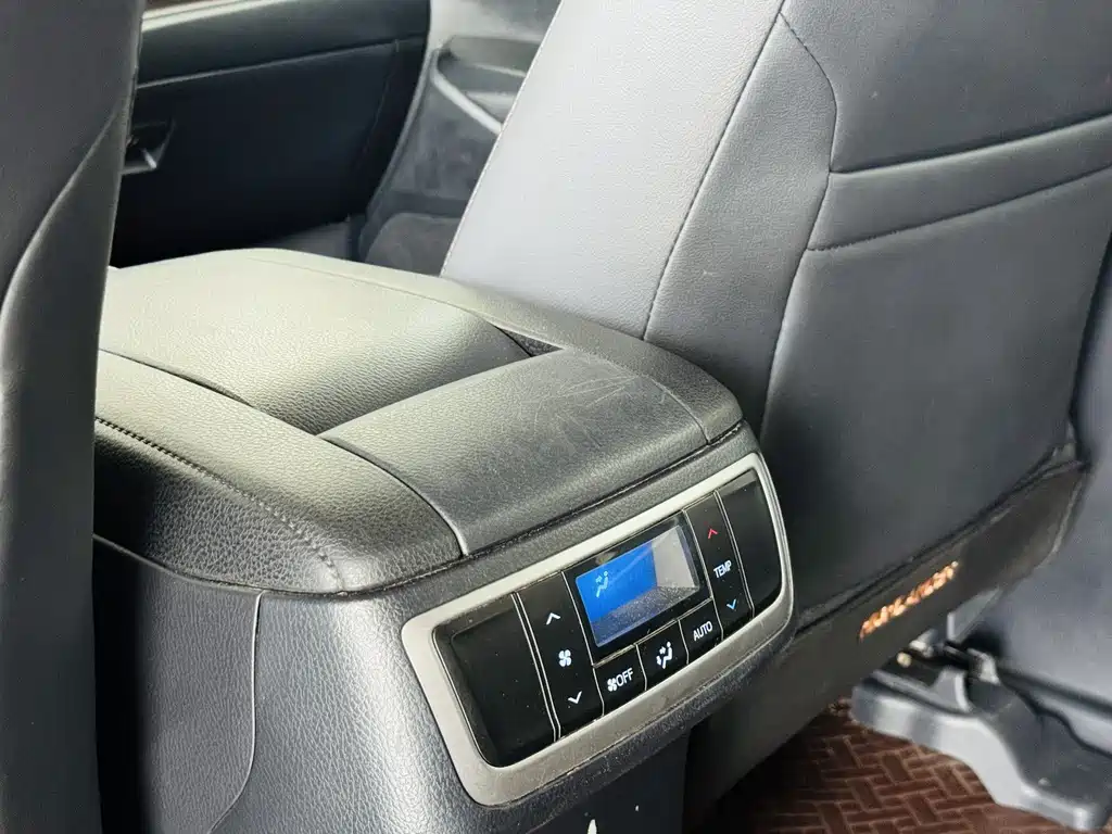 Toyota Highlander 2017 — фото 16