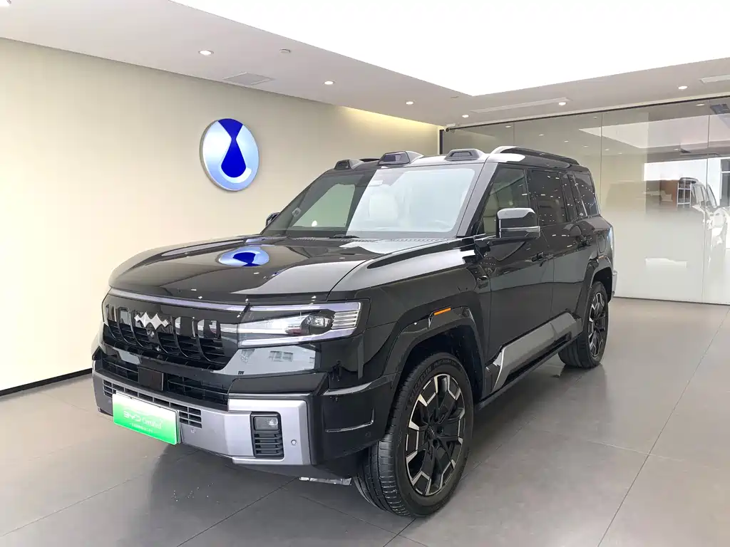 Fang Cheng Bao Leopard 8 2024