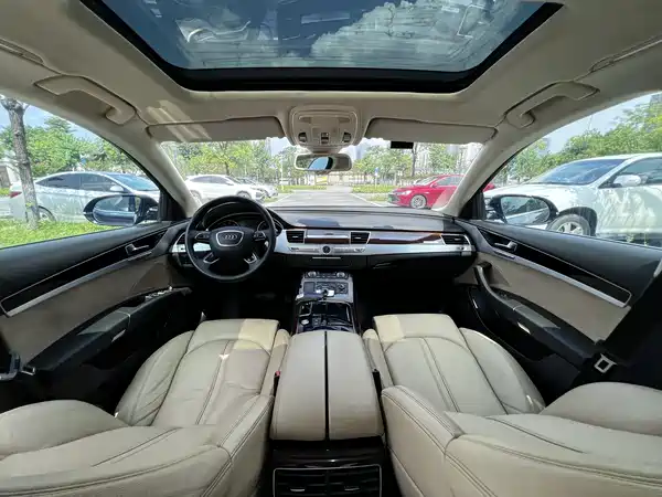 Audi A8 2012