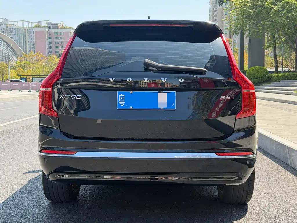 Volvo XC90 2023 — фото 14