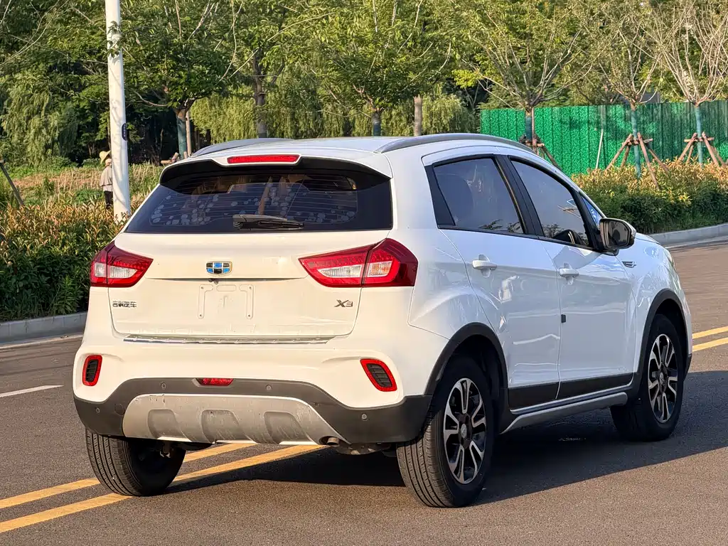 Geely Vision X3 2019