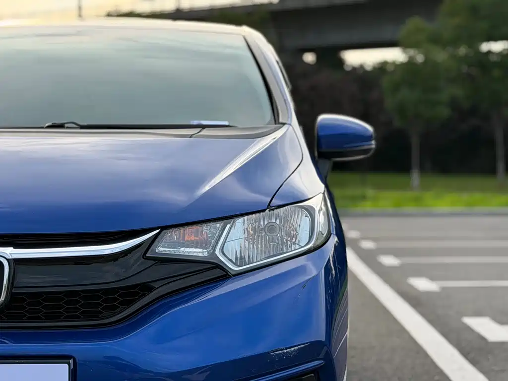 Honda Fit 2018 — фото 20
