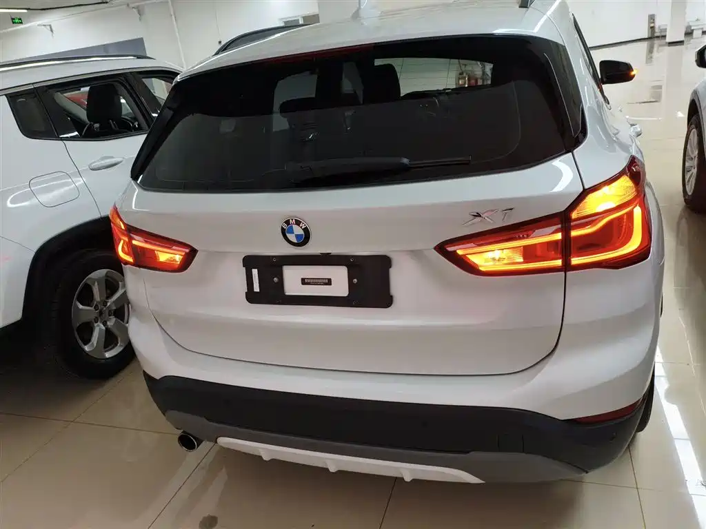 BMW X1 2017 — фото 4