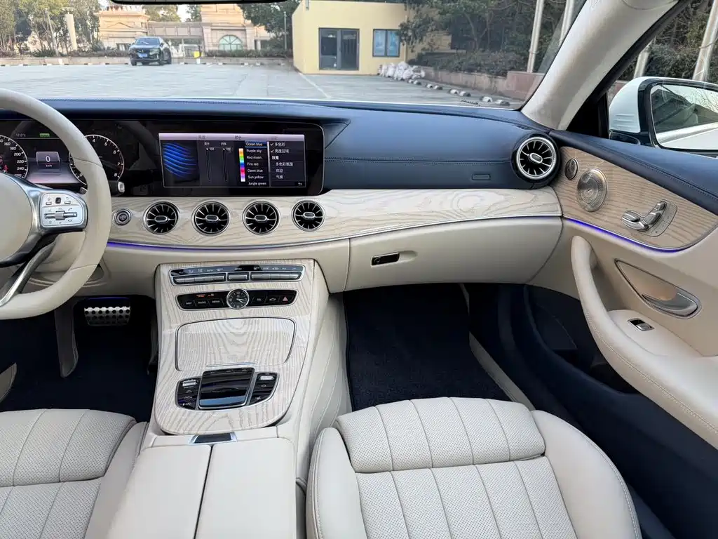 Mercedes-Benz E-Class 2019 — фото 9