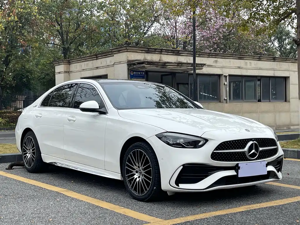 Mercedes-Benz C-Class 2022 — фото 3