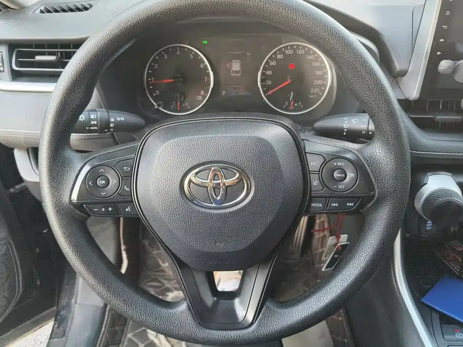 Toyota Wildlander 2022 — фото 15