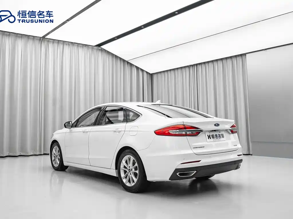 Ford Mondeo 2020 — фото 6