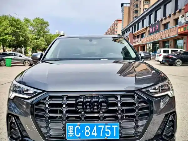 Audi Q3 2022