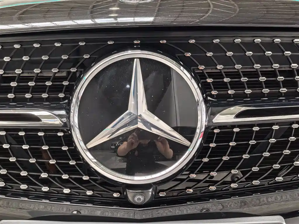 Mercedes-Benz GLC AMG 2018 — фото 17