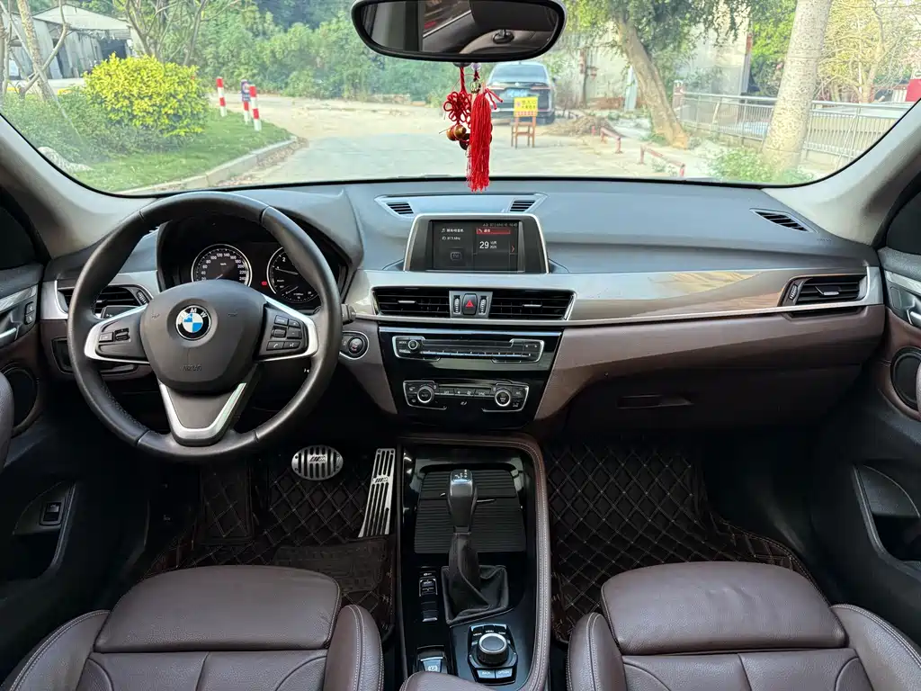 BMW X1 2019 — фото 13