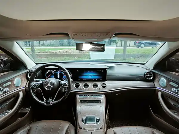 Mercedes-Benz E-Class 2021