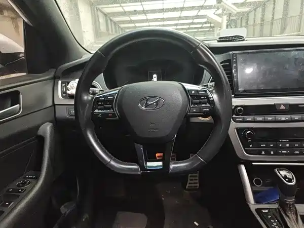 Hyundai Sonata 2016