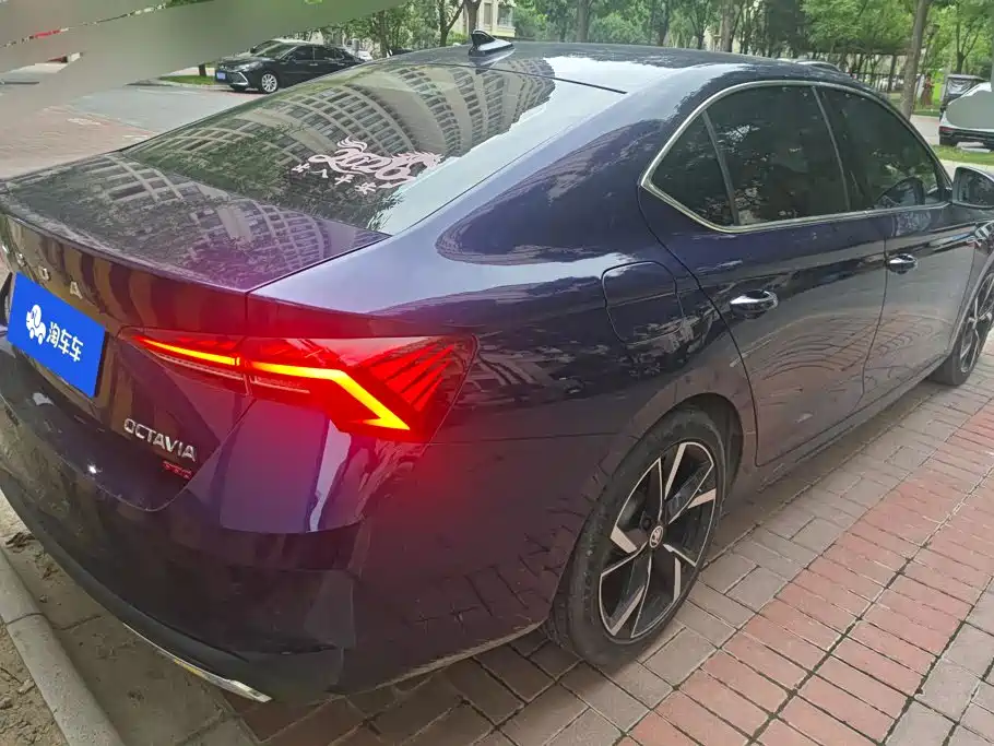 Skoda Octavia 2023