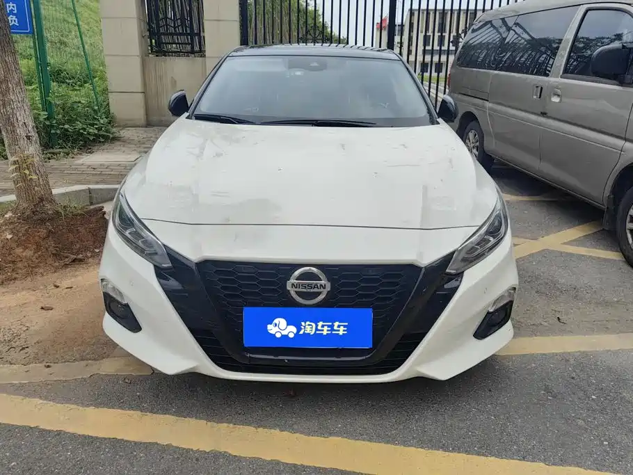 Nissan Teana 2021