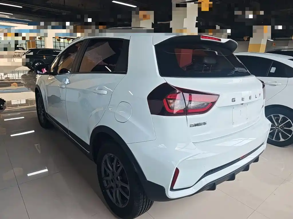 Geely Vision X3 2022