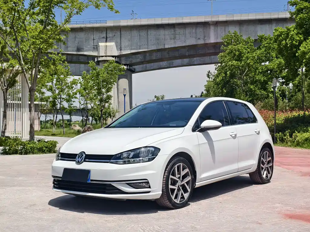 Volkswagen Golf 2020