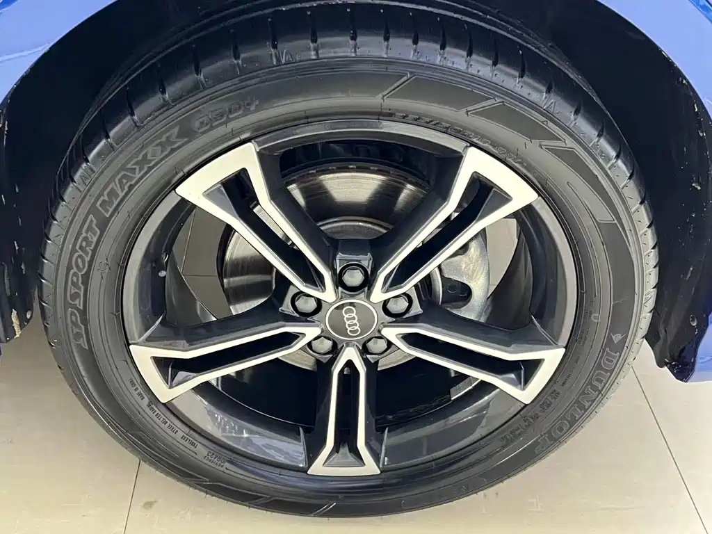 Audi Q3 2023 — фото 23