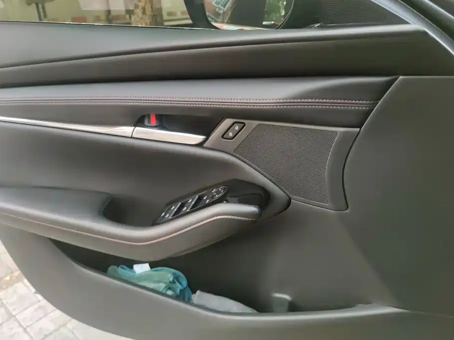 Mazda 3 Angkesela 2024