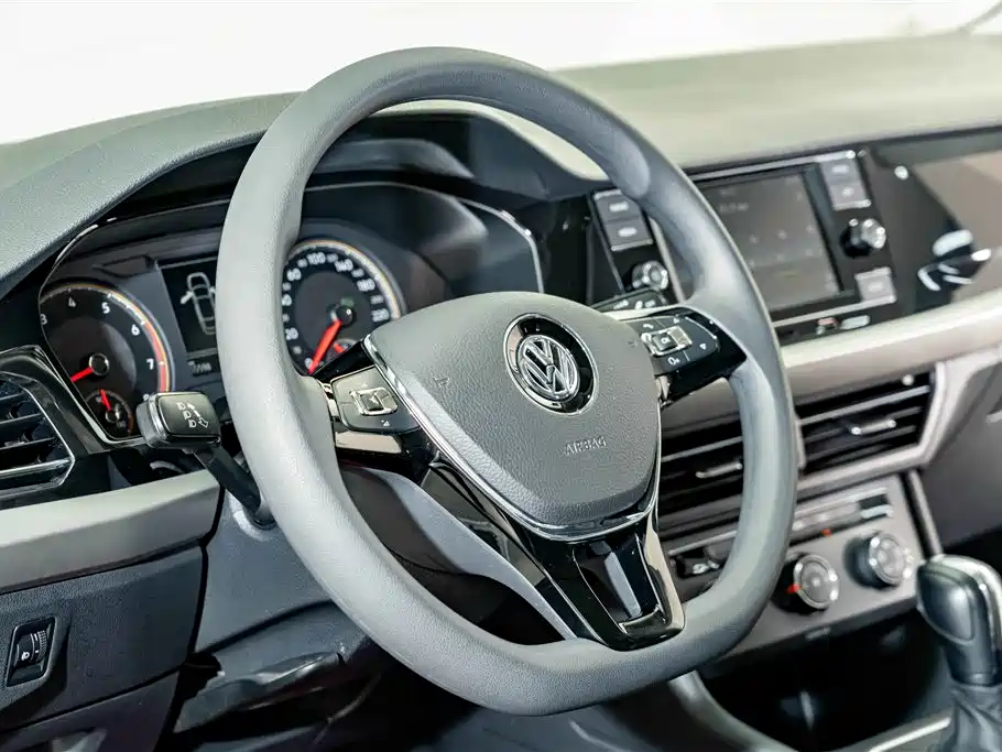 Volkswagen Lavida 2019 — фото 10