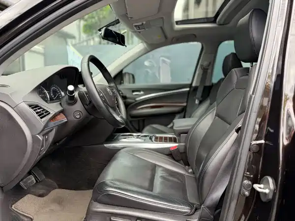 Acura MDX 2018