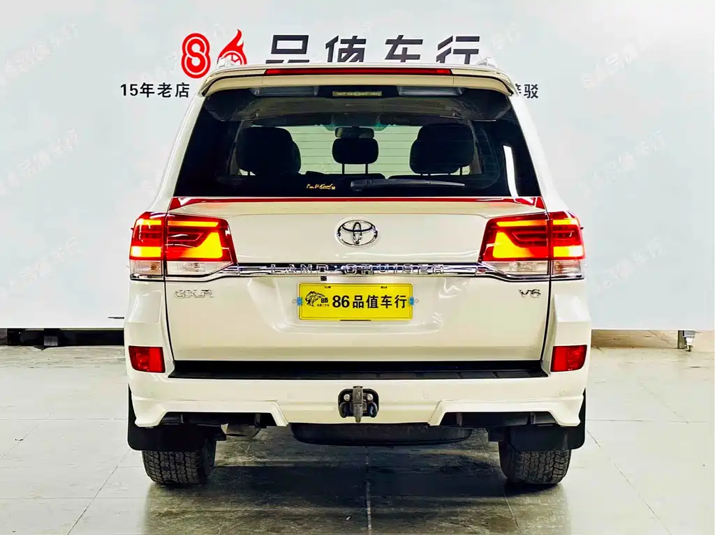 Toyota Land Cruiser 2020 — фото 4