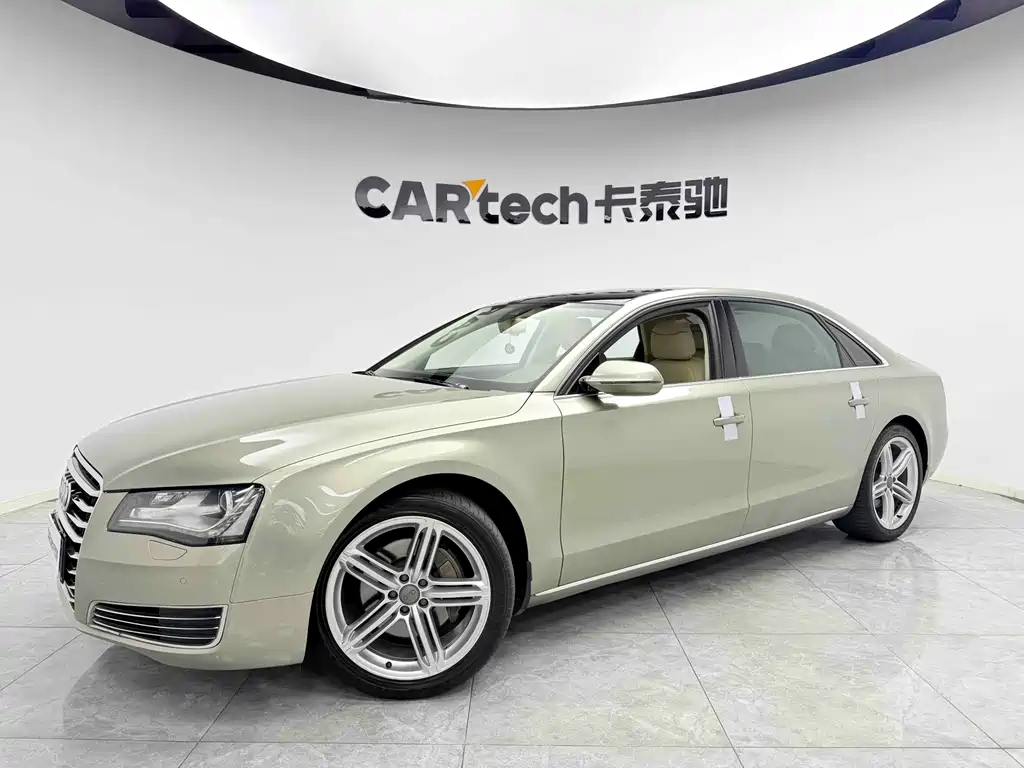 Audi A8 2014 — фото 1