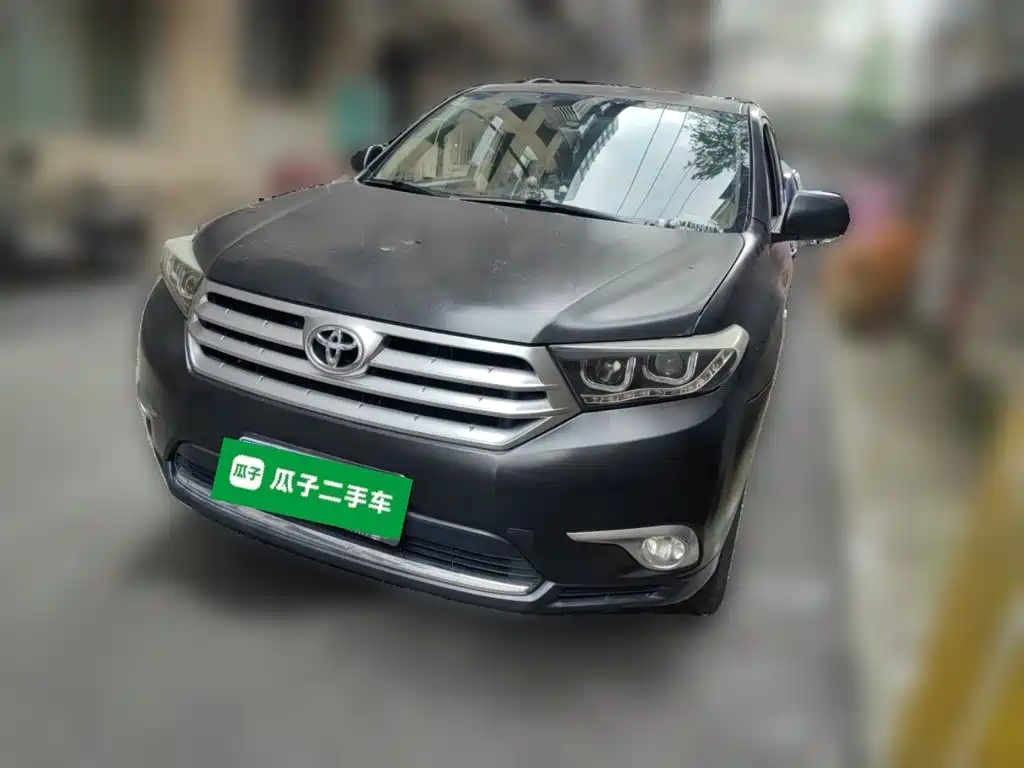 Toyota Highlander 2015 — фото 1